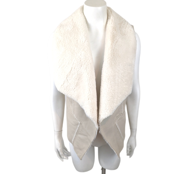Blank NYC Drape Front Faux Shearling Vegan Leather Vest Ivory Beige - Picture 3 of 10